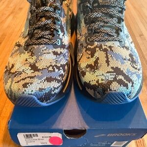 Brooks Ghost 15 Blue and Black Camo Running Shoes Men’s 9 Med/D